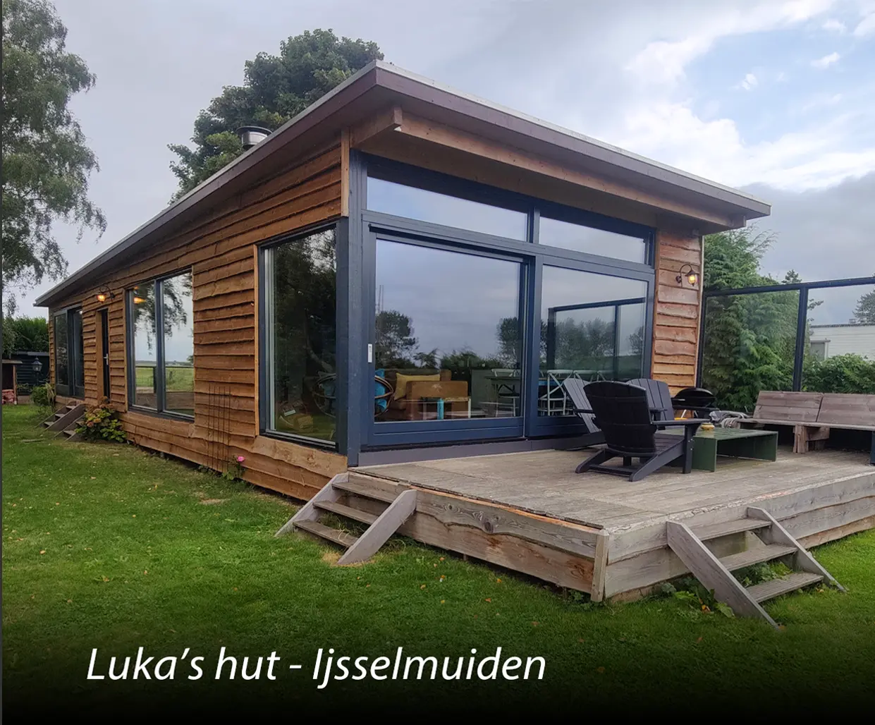 ijsselmuiden lukas hut newbuilt recreational passive waterside house construction project